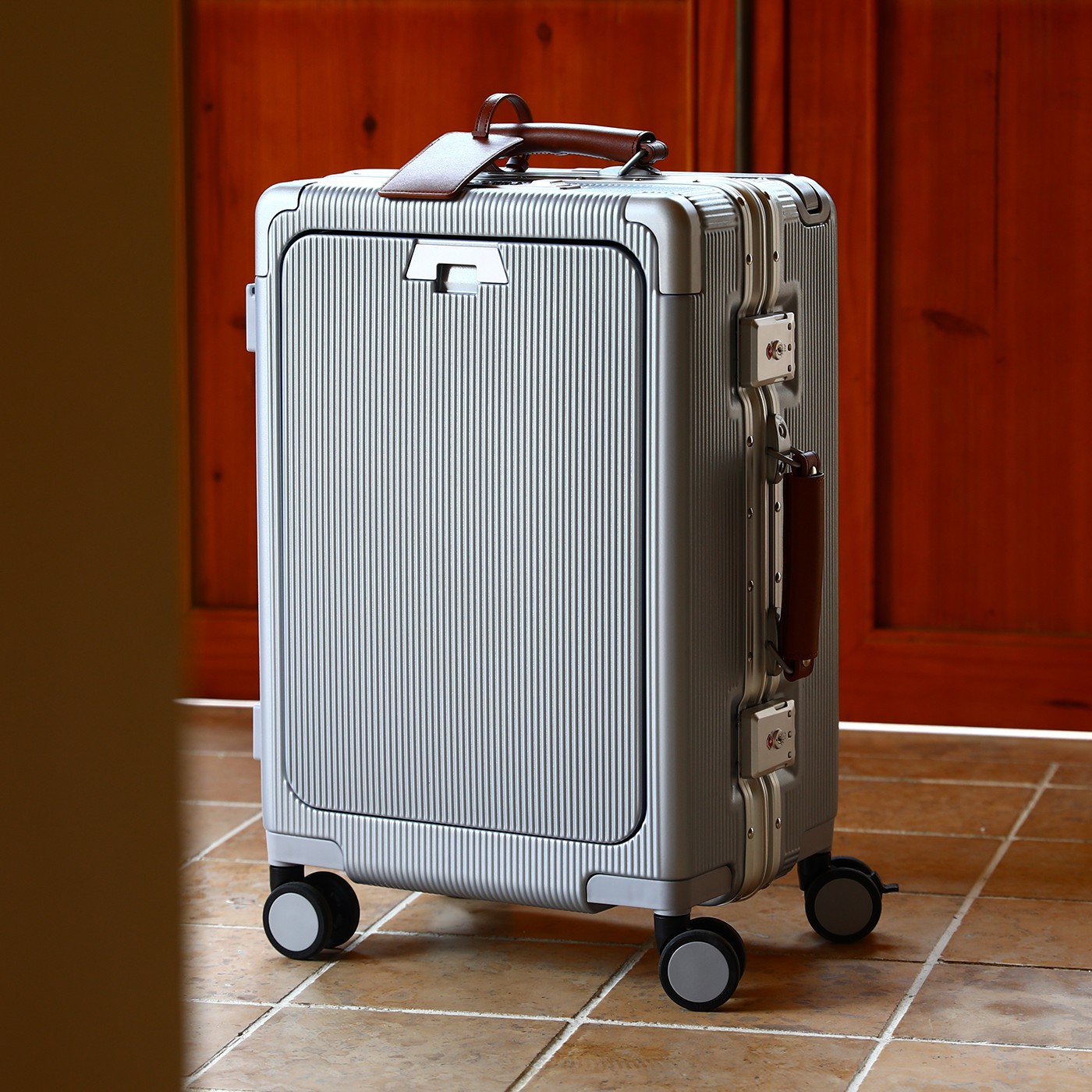 Aluminum Frame Carry On Luggage - Mala de viagem com estrutura de